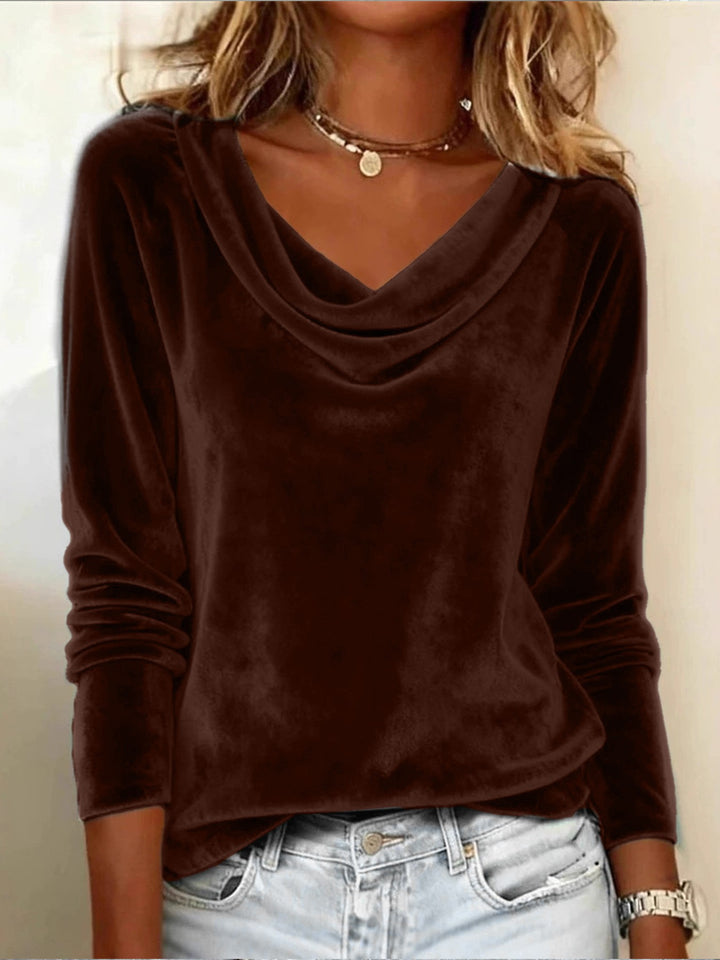 Damen Samt-Longsleeve mit Wasserfallkragen und legerem Schnitt Echoarchiv