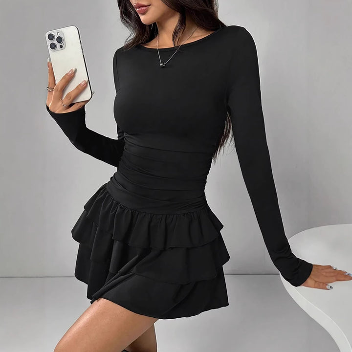 Damen verspieltes Mini-Kleid mit Rüschendetails und langen Ärmeln Echo Archiv