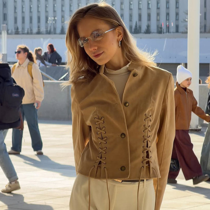 Damen Kurzjacke aus Veloursleder-Optik mit seitlichen Schnürungen & Stehkragen Echoarchiv