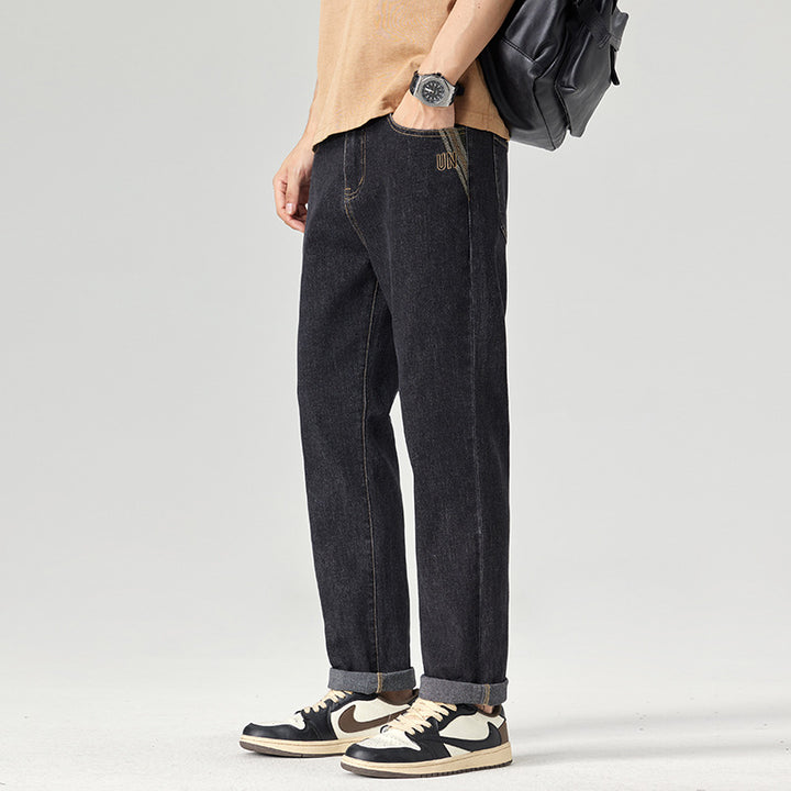 Herren lässige Denim-Jeans im modernen Schnitt und hoher Taille Echoarchiv
