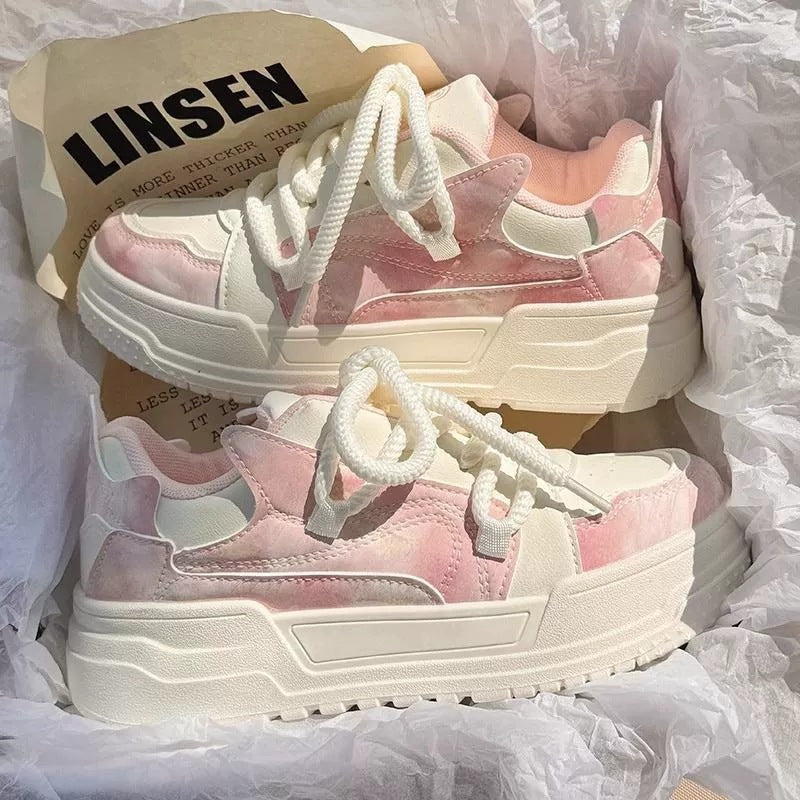 Damen modische Sneaker mit innovativem Plateau-Design und atmungsaktiver Obermaterial-Hybridstruktur Echo Archiv