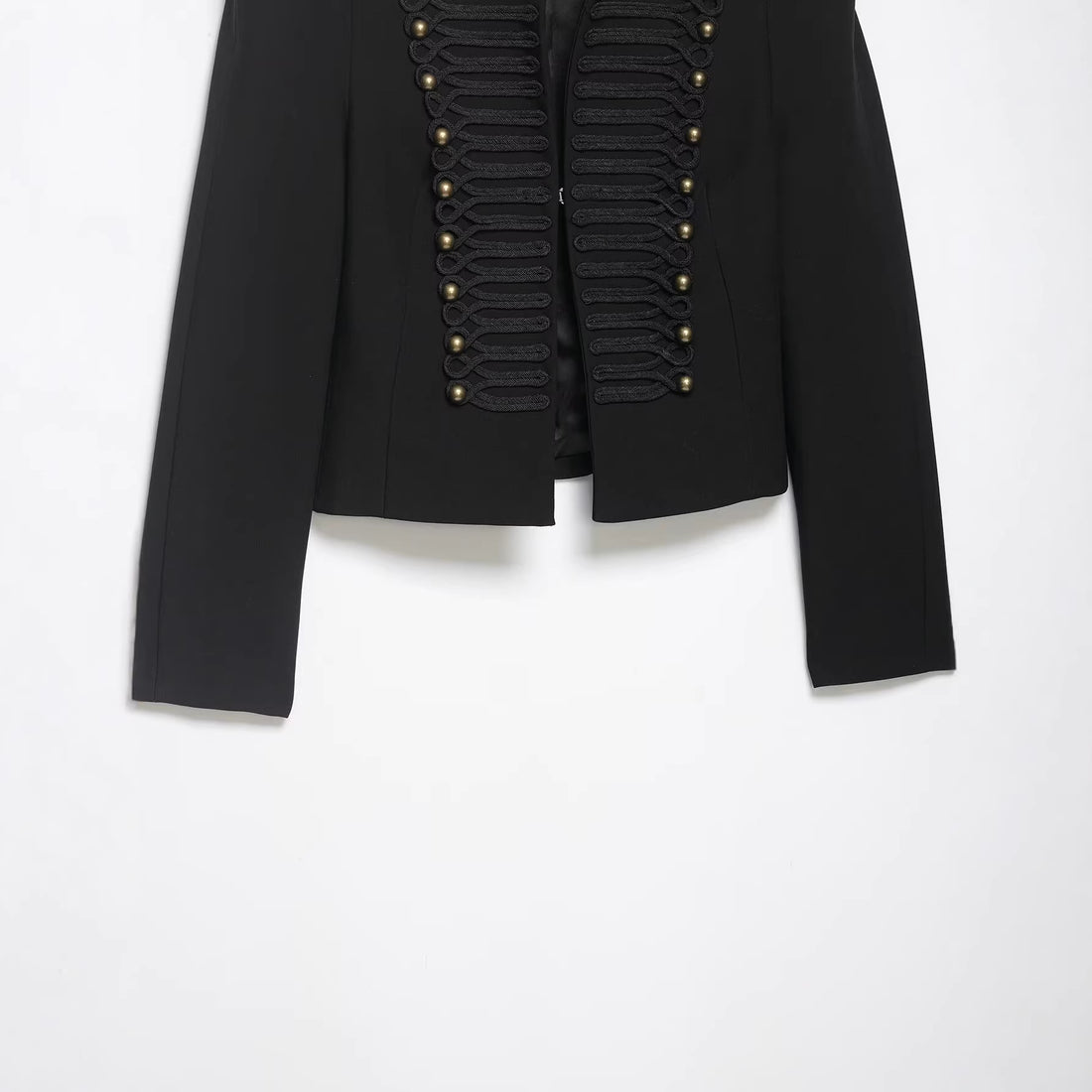 Damen Militärisch inspirierte Kurzjacke mit Stehkragen und Zierkordeln Echo Archiv