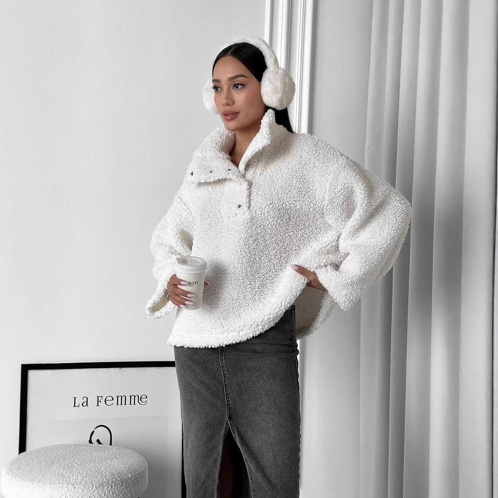 Damen Oversized Teddy-Pullover mit halber Druckknopfleiste und Stehkragen Echoarchiv