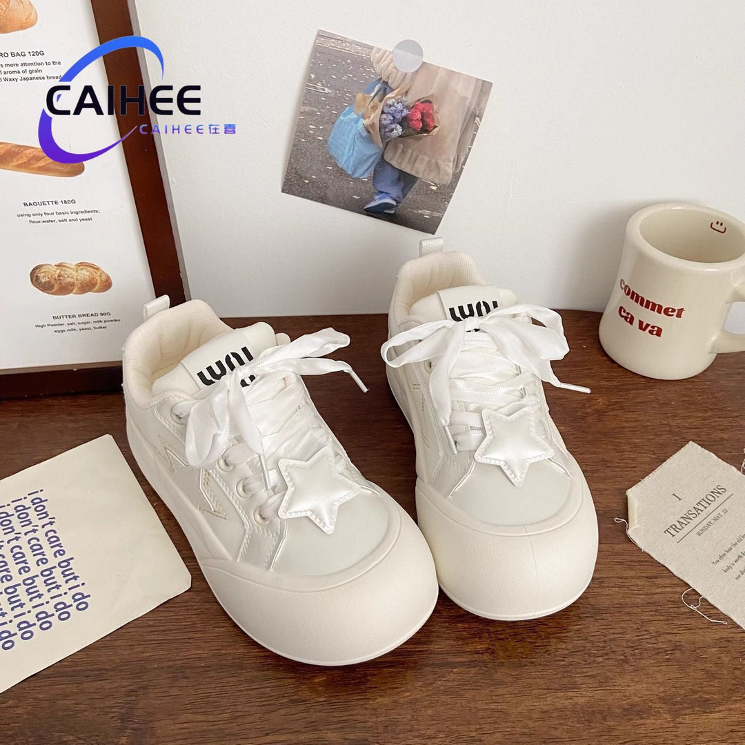 Damen Sportliche Sneakers mit modischem Design und dicker Laufsohle Echo Archiv