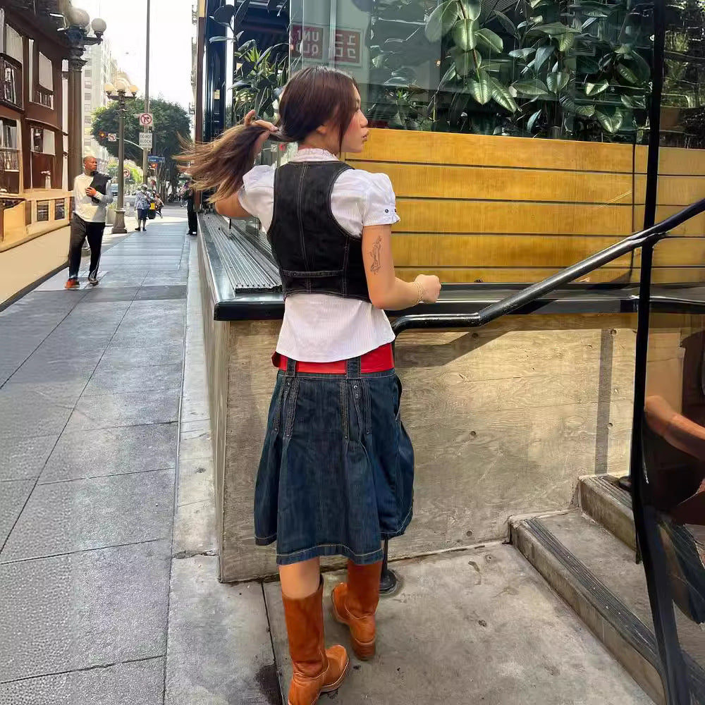 Damen Denim-Weste mit feinen Knopfdetails und praktischen Taschen Echo Archiv