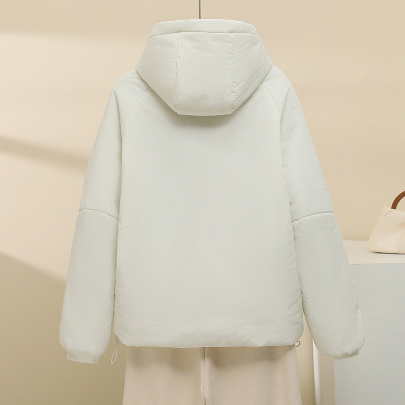 Damen gesteppte Kapuzenjacke mit kurzem Boxy‑Schnitt, verstellbarem Saum und wärmender Wattierung – Célinea