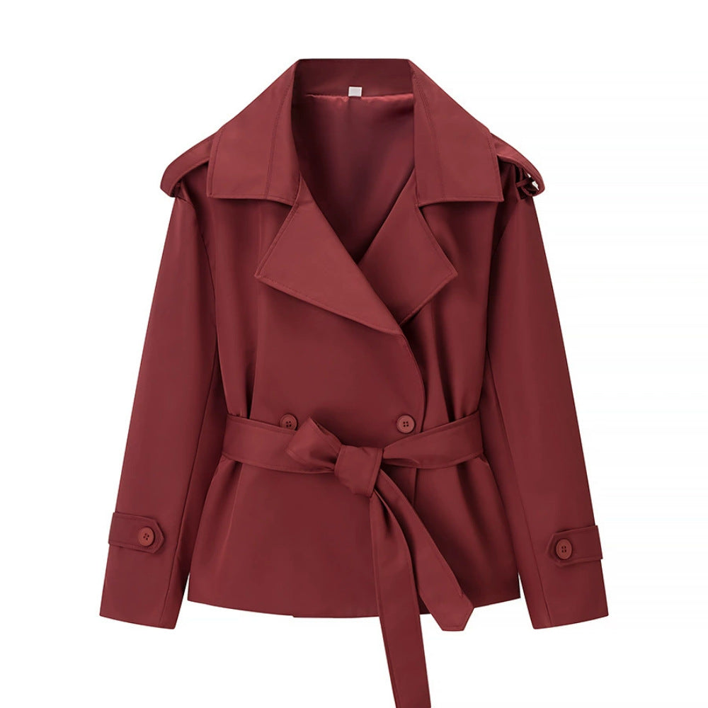 Damen nan Kurz-Trenchcoat mit Taillengürtel, doppelreihiger Knopfleiste und Schulterpatten Echo Archiv