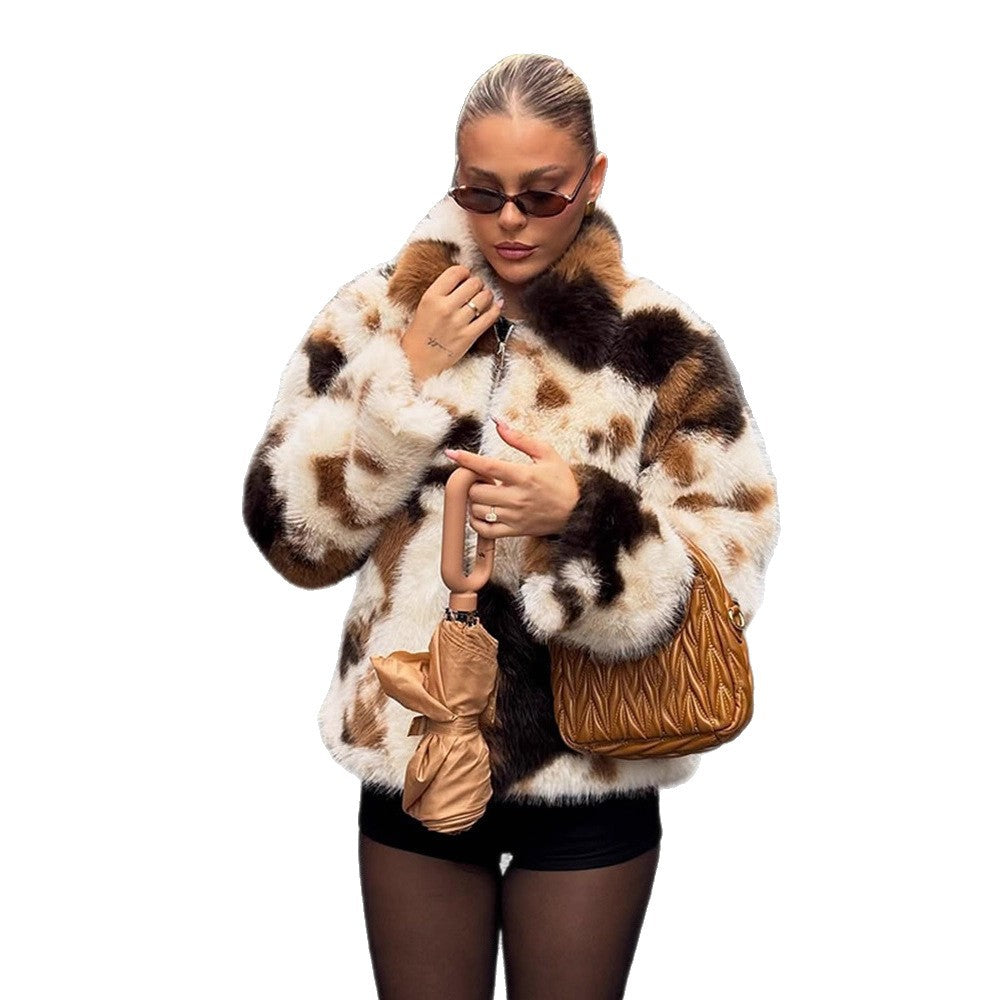 Damen Kurzer Patchwork-Kunstfellblouson mit Stehkragen und verdecktem Reißverschluss Echoarchiv