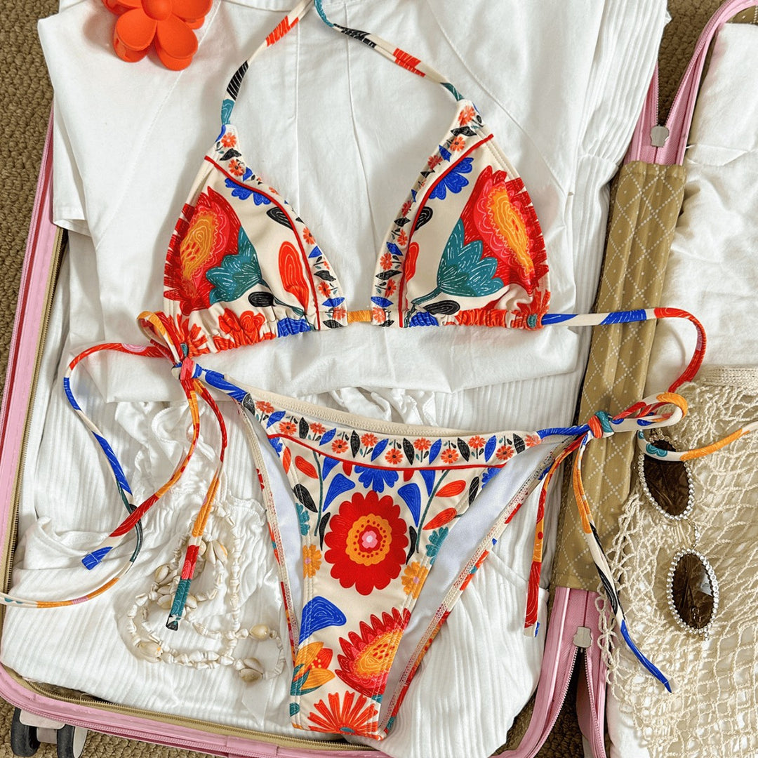 Damen Triangel-Bikini mit floralen Mustern und hochwertigen Bindebändern Echo Archiv