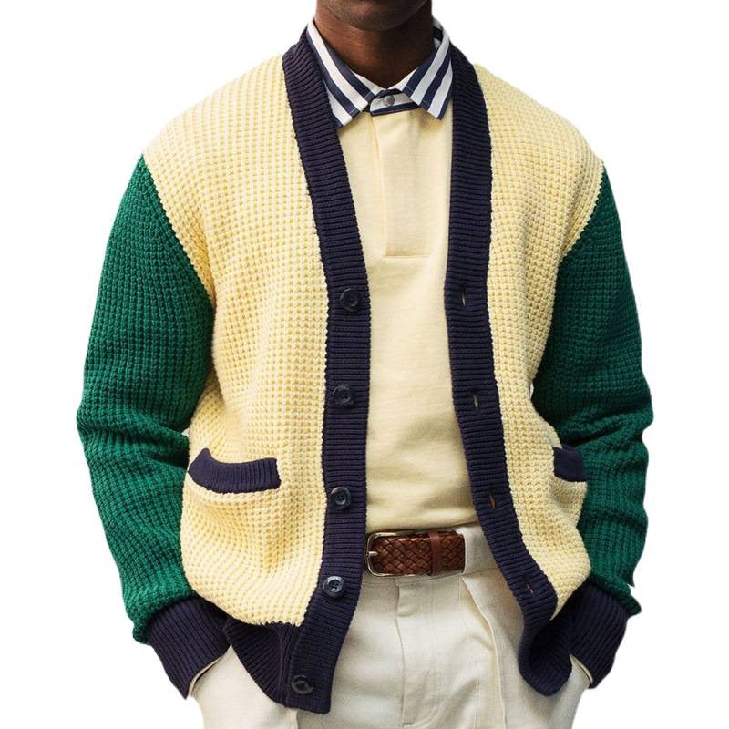 Herren Strickjacke mit Kontrastfarben und praktischen Taschen Echoarchiv
