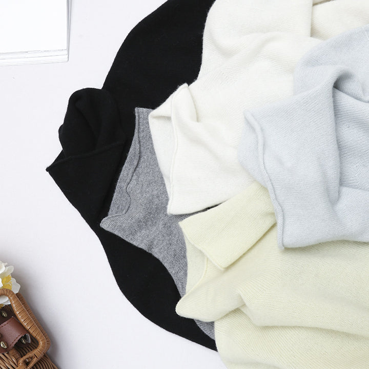 Damen Feiner Rollkragenpullover aus leichtem Feinstrick mit geripptem Saum und schmaler Silhouette Echo Archiv