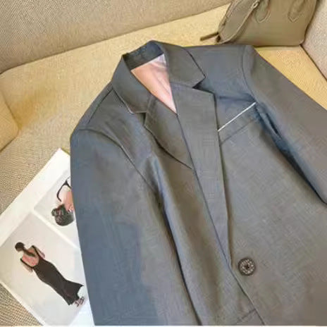 Damen Oversize-Blazer mit Relaxed-Silhouette, zwei Knöpfen & Satin-Innenverarbeitung Echo Archiv