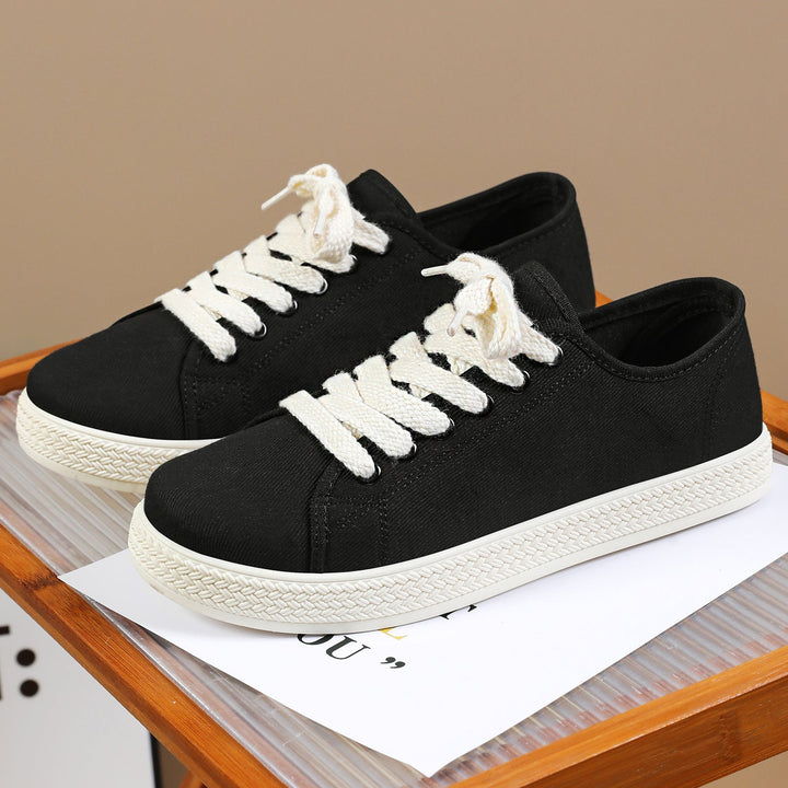 Damen Urbanes Canvas Sneakermodell mit zeitlosem Design Echo Archiv