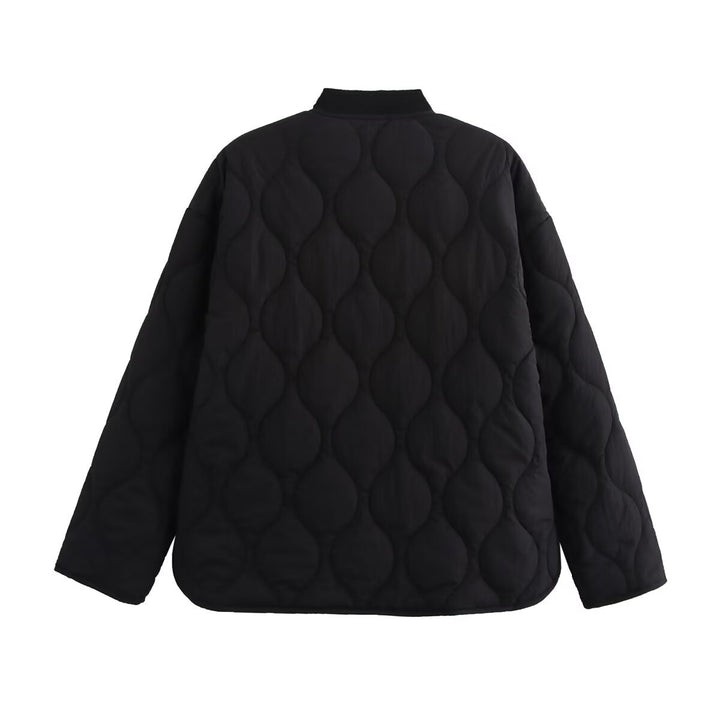 Damen Wattierte Steppjacke mit Rundhalsausschnitt, Pattentaschen und Wendefutter Echo Archiv