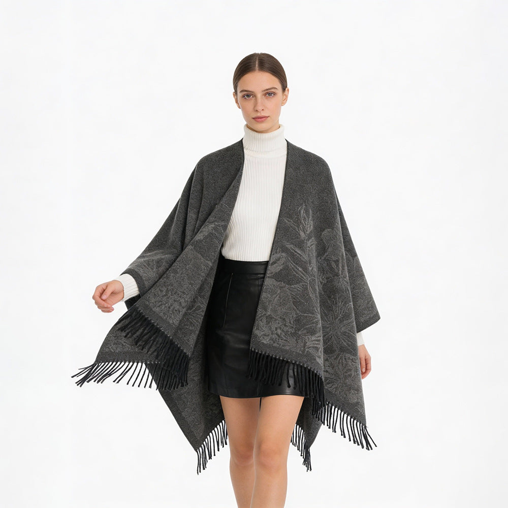 Damen V‑Ausschnitt Cape‑Poncho mit floralem Jacquard und Fransensaum Echo Archiv