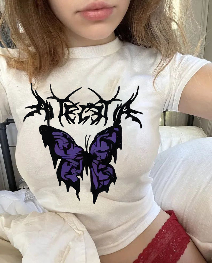 Damen Crop-T-Shirt mit individuellem Motorradmotiv und elegantem Schriftzug Echo Archiv