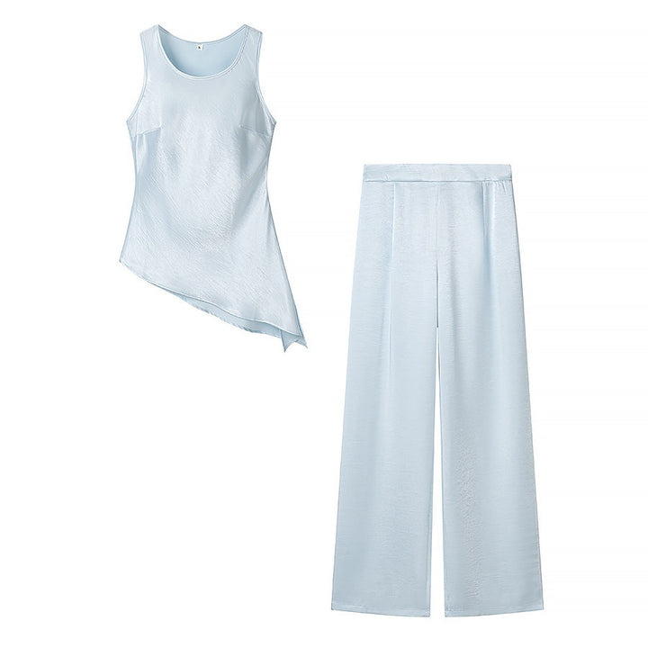 Damen Set bestehend aus elegantem Oberteil mit asymmetrischem Saum und weit geschnittener Hose Echo Archiv