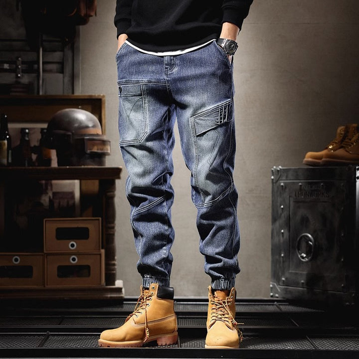 Herren Cargo-Jeans im urbanen Design mit multifunktionalen Taschen und elastischem Bund Echoarchiv