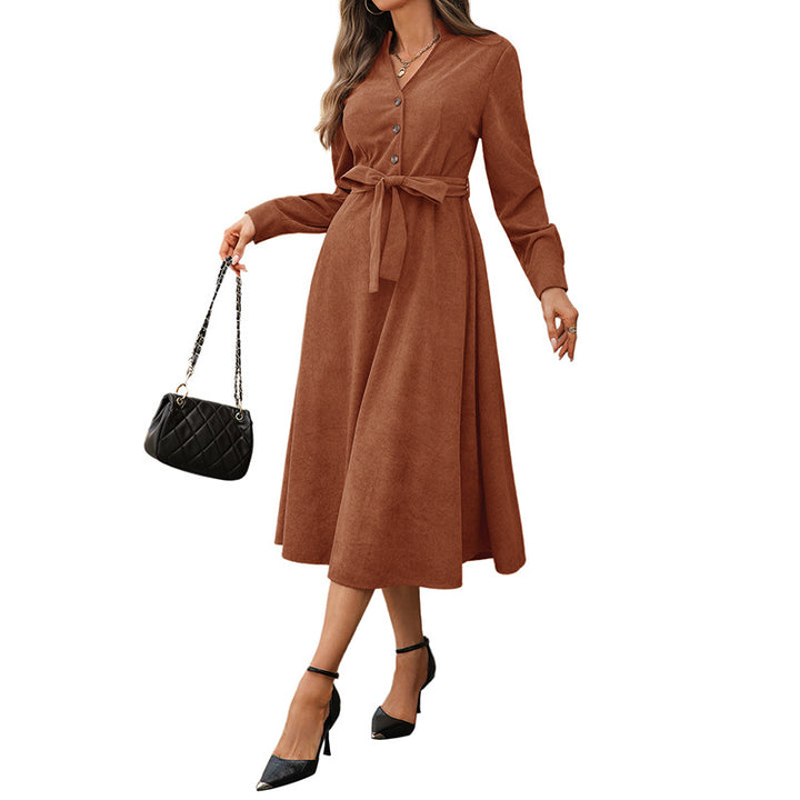 Damen Midikleid A‑Linie mit V‑Ausschnitt, Knopfleiste, dreiviertelärmeln und Taillenband – Élara