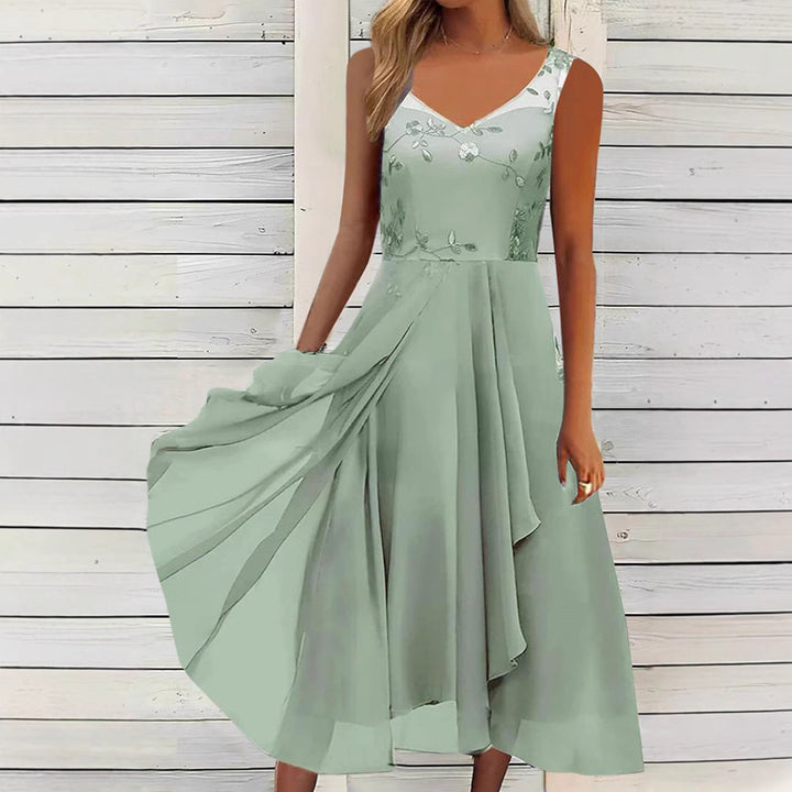 Damen nan A-Linien-Chiffonkleid mit floralem Stickoberteil, V-Ausschnitt, drapiertem Godet-Schwung und verdeckten Seitentaschen Echo Archiv