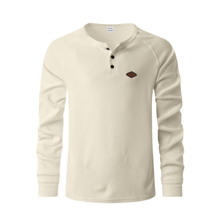 Herren Langarm-Henley-Shirt mit strukturiertem Stoff und dekorativen Knopfdetails Echoarchiv