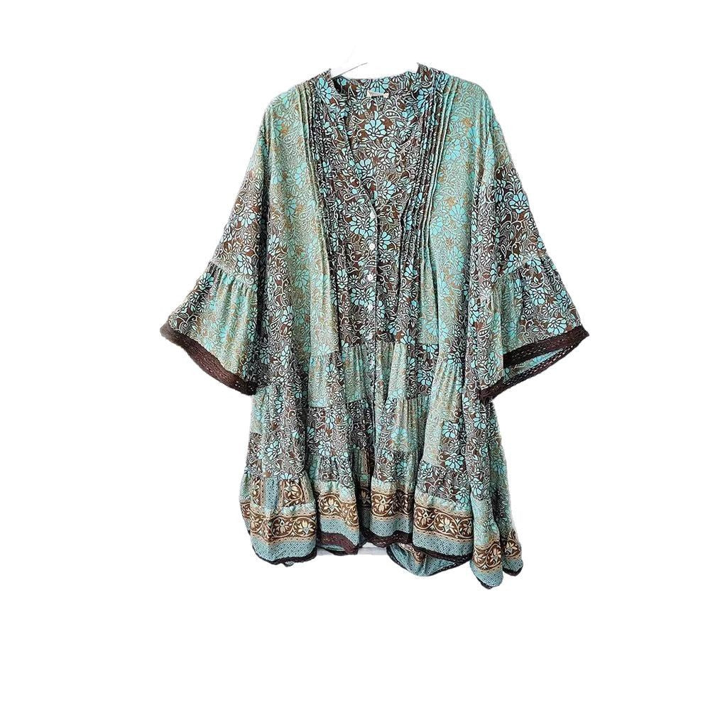 Damen nan luftiges Boho-Stufenkleid mit V-Ausschnitt weiten Fledermausärmeln und Spitzenbordüre Echo Archiv