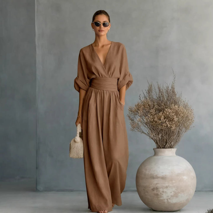 Damen Weit geschnittener Jumpsuit mit eleganten Drapierungen und V-Ausschnitt Echo Archiv