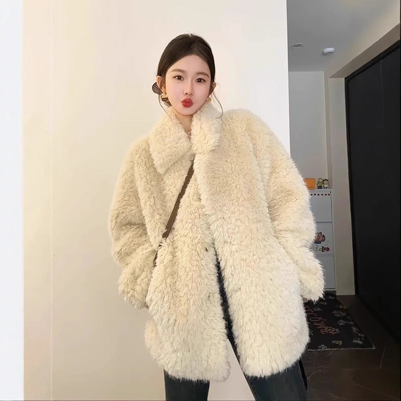 Damen Oversize Teddyfell‑Mantel mit Schalkragen und verdeckter Knopfleiste Echoarchiv