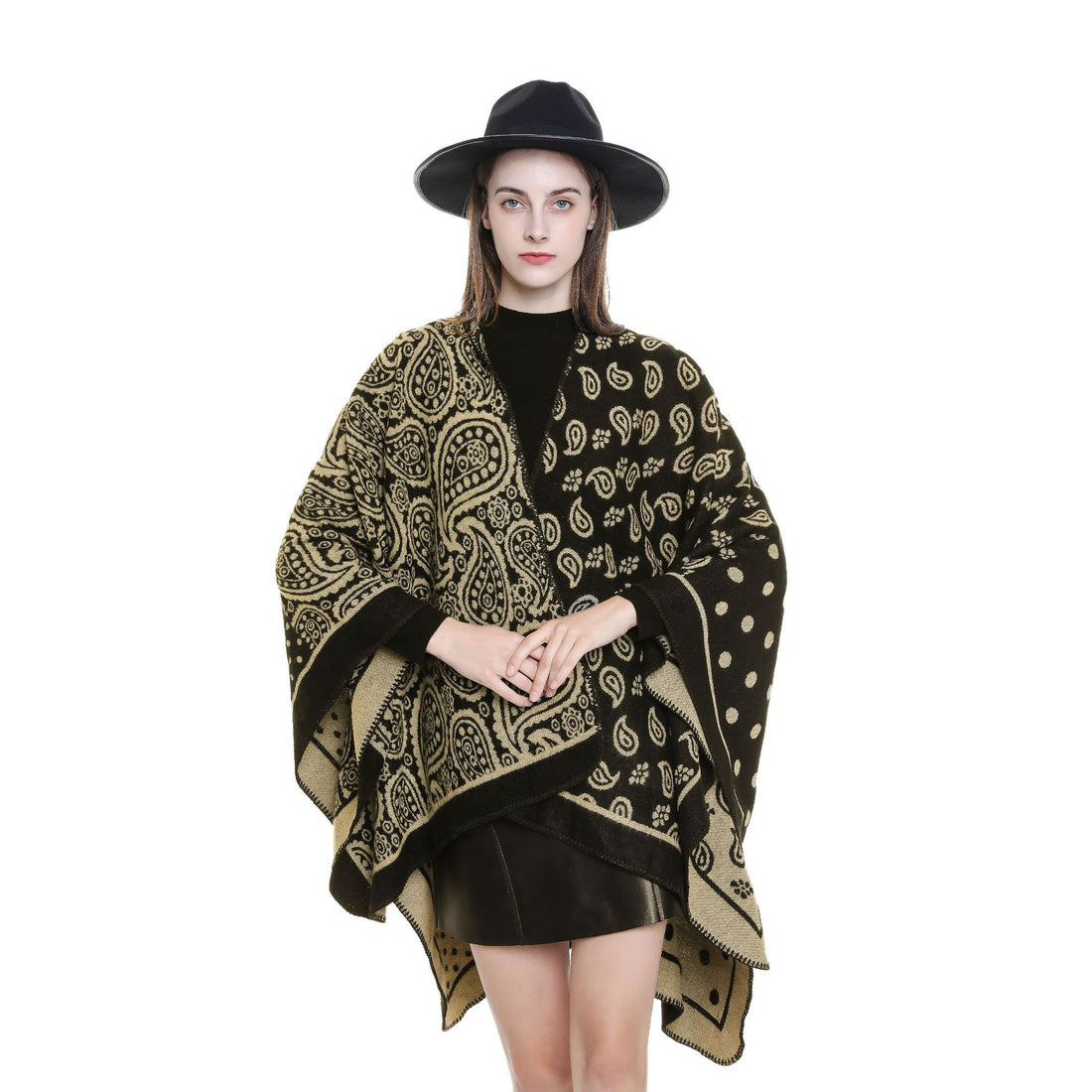 Damen Oversize-Jacquard-Umhang mit Paisley-Patchwork-Optik – Célinea