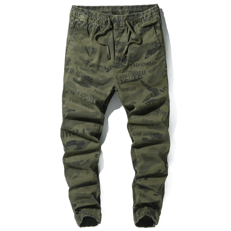 Herren Camouflage-Jogginghose mit elastischem Tunnelzugbund, tapered Schnitt und Allover-Print Echo Archiv