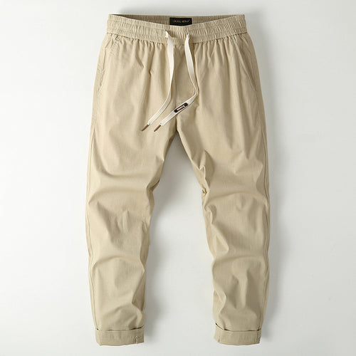 Herren Elastische Chino-Jogger mit tailliertem Tapered-Schnitt und aufgesetzter Gesäßtasche Echoarchiv