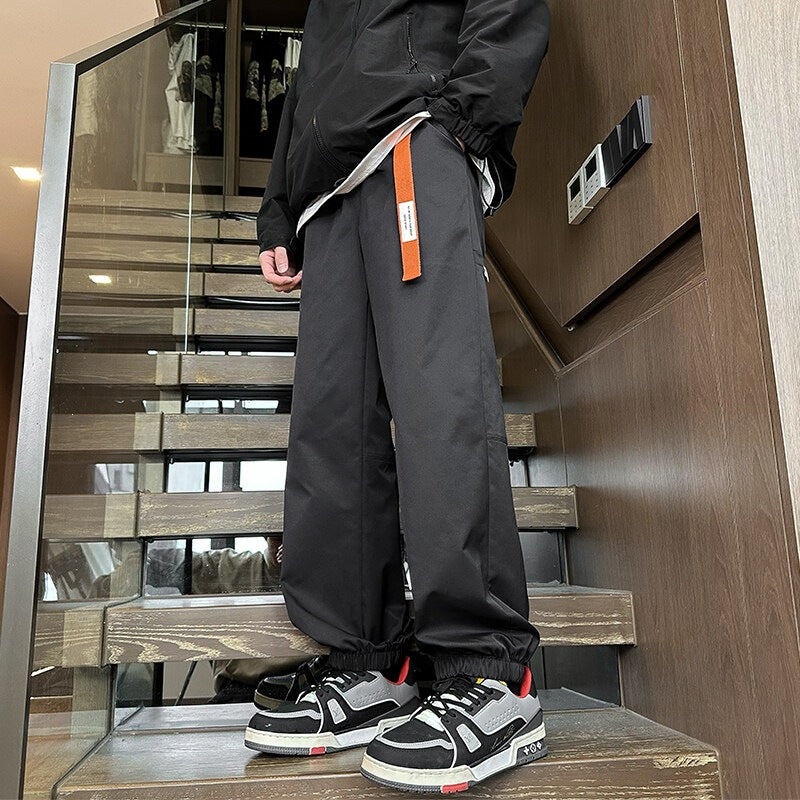 Herren Wasserabweisende Tech-Jogginghose mit elastischem Saum, Kordelzug und robusten Nähten Echo Archiv
