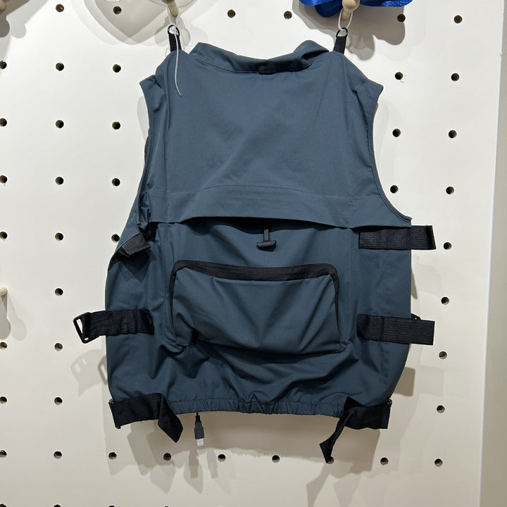 Unisex nan modulare Ventilationsweste mit Einlassöffnungen für Clip‑Lüfter und verstellbarem Schnellverschluss Echo Archiv
