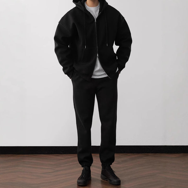 Herren bequeme Freizeitjacke mit passender Jogginghose Echoarchiv