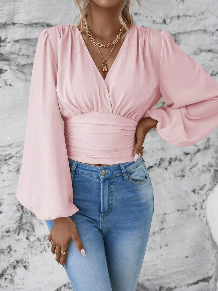 Damen Wickel-Cropped-Top mit geraffter Taillenpartie und weiten Ballonärmeln Echo Archiv
