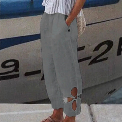 Damen nan leichte Sommerhose mit elastischem Bund, gerafftem Knöchel und blütenförmiger Aussparung Echo Archiv