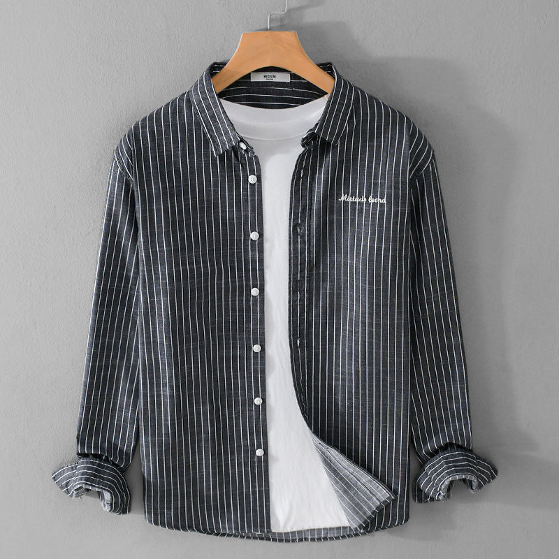 Herren Nadelstreifen-Lagenhemd im Overshirt-Stil mit dezenter Bruststickerei Echoarchiv