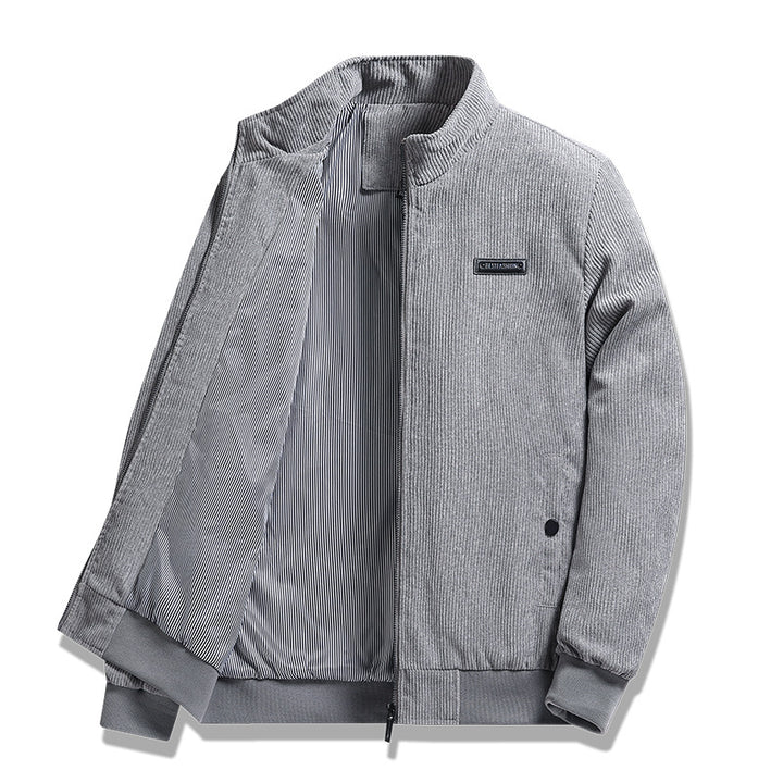 Herren nan feiner Cordblouson mit Stehkragen, gestreiftem Innenfutter und verdeckten Druckknopftaschen Echo Archiv