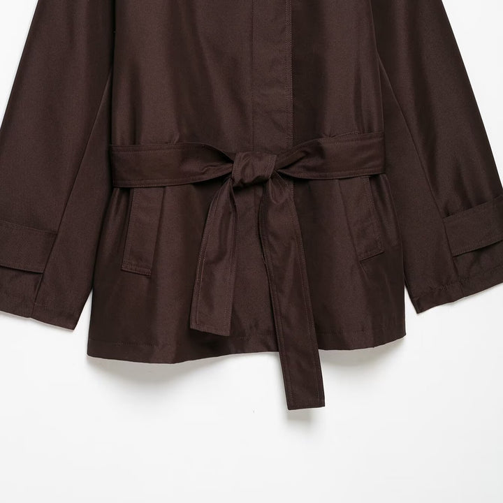 Damen Kurze Taillierte Regenjacke im Trenchstil mit Stehkragen und Bindegürtel Echoarchiv