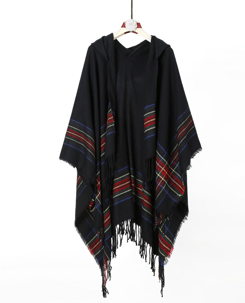 Damen Kapuzen‑Capeponcho im Tartanmuster mit Fransensaum aus weichem Wollmix – Montévia