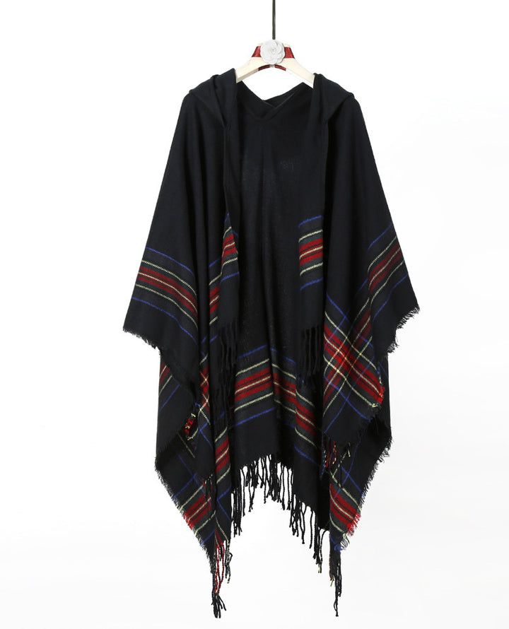 Damen Kapuzen‑Capeponcho im Tartanmuster mit Fransensaum aus weichem Wollmix – Montévia