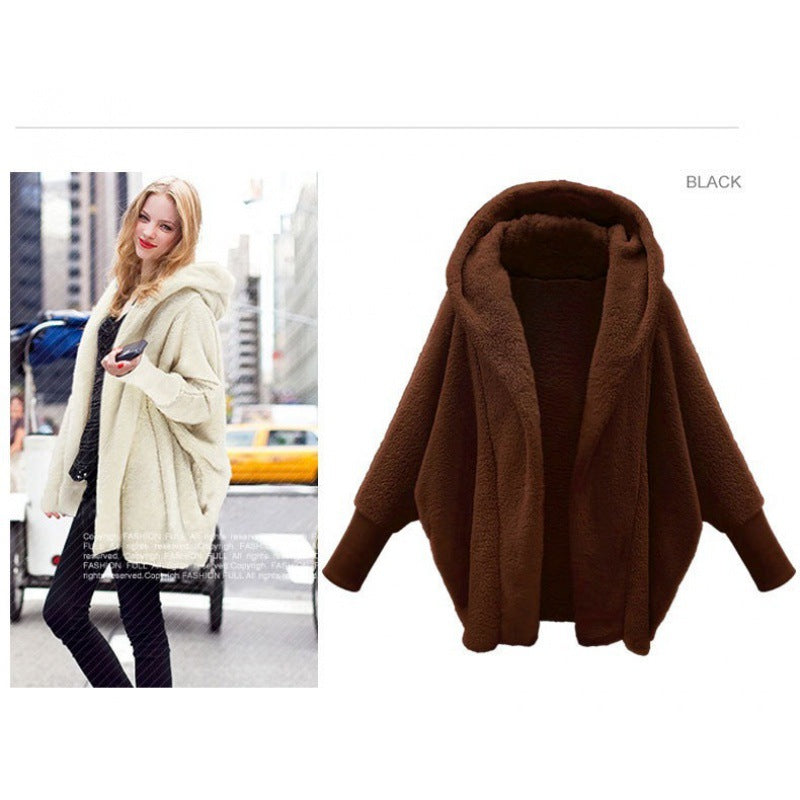 Damen Kuscheliger Oversize-Kapuzencardigan aus Teddyfleece mit Fledermausärmeln Echo Archiv