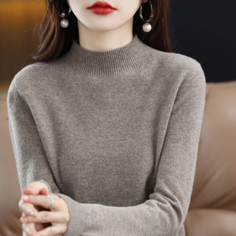 Damen Schlanker Feinstrick-Mockneckpullover mit extrafeinem Flauschfinish und verlängerten Bündchen Echoarchiv