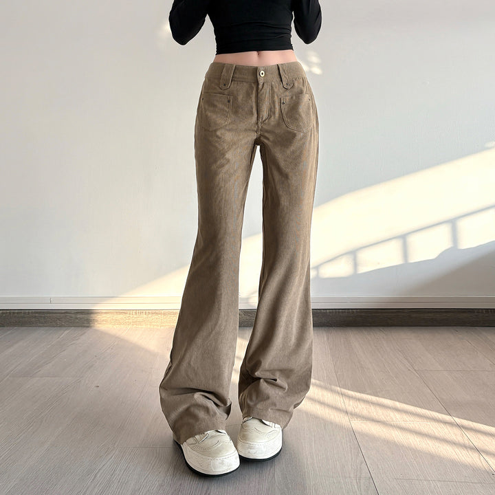 Damen Cordhose mit hoher Taille, weitem Schlagbein und aufgesetzten Fronttaschen – Avélisse