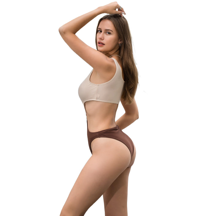Damen Einteiler Badeanzug mit innovativem Cut-Out und schickem Ringdetail Echo Archiv