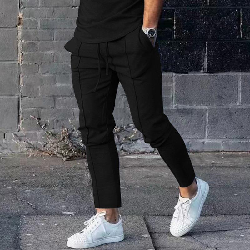 Herren Sportliche Freizeithose mit seitlichen Taschen und elastischem Bund Echoarchiv