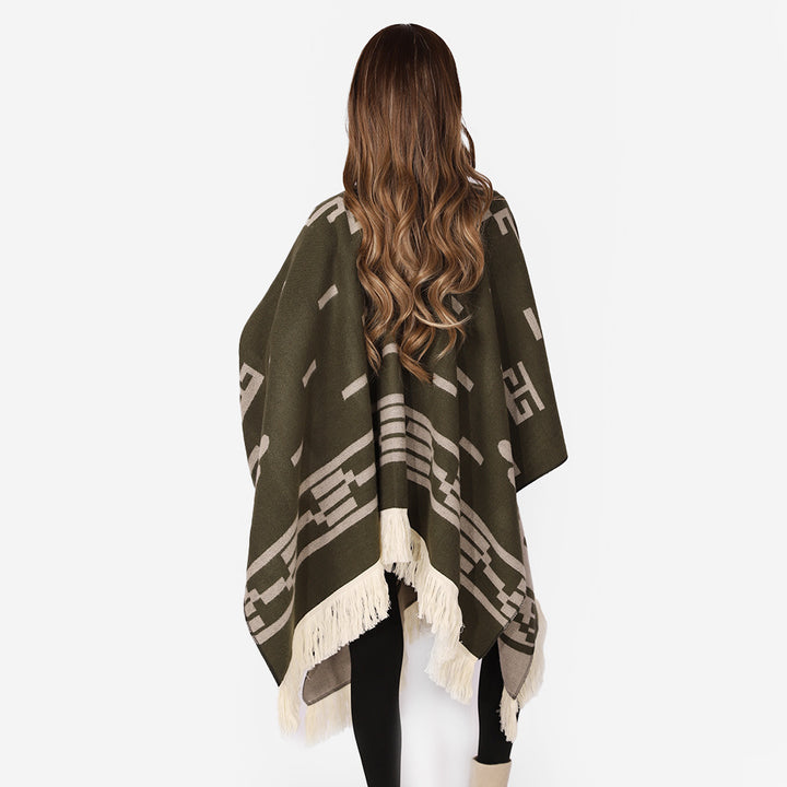 Damen Oversize Poncho im Boho‑Stil mit V‑Ausschnitt, Jacquard‑Muster und langen Fransen – Avérine