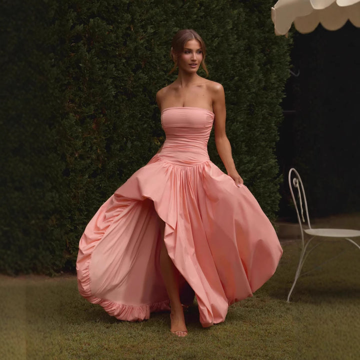 Damen Strapless Ballkleid mit hohem Schlitz und fließendem Rock Echo Archiv