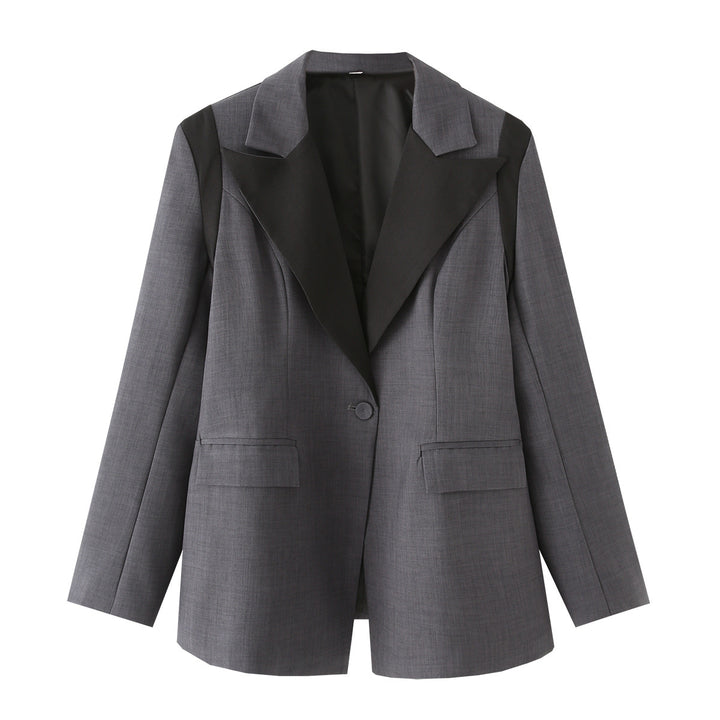 Damen nan weitgeschnittener Blazer mit kontrastierendem Revers, einreihiger Knopfleiste und Pattentaschen Echo Archiv