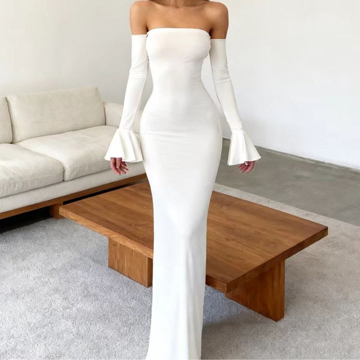 Damen Körperbetontes Off-Shoulder Abendkleid mit langen Ärmeln und voluminösen Abschlüssen Echo Archiv